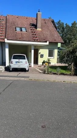 Schönes Reihenendhaus, in Bad Kissingen Stadtteil Garitz mit im Grünen