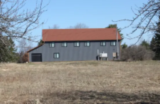 Big Group Barndominium- minutes from beautiful Lake Superior shoreline!