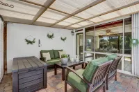 Work & Play Retreat. Private Office. 1GB Internet