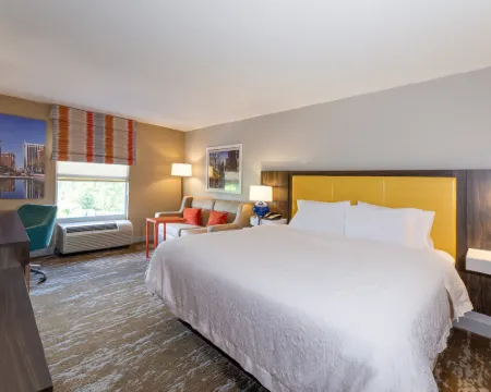 แฮมป์ตัน อินน์ แอนด์ สวีทส์ ราลี แครี เลอโนโว เซ็นเตอร์ โรงแรมในแครี