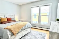 Grand Historic Victorian 4 Bd 4 Ba GameRoom-Arcade