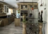 The Perfect getaway Home! Luxurious outdoor grill! In the Heart of Ozona!!