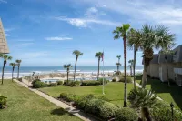 Coquina A203- Steps to the Beach