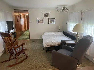 Pap's Place Hotels near Flight 93 National Memorial