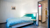 Superb apartment (3pers) air-conditioned, quiet, ideal location in town center