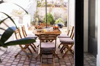 Les Maisons de L'abreuvoir Côté Village Marly-le-roi Hotel a Marly-le-Roi