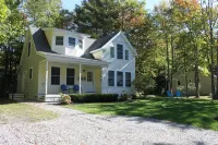 Your Kennebunkport Getaway — Walk to Town! - 3-Star