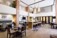 Hampton Inn & Suites Pittsburgh/Harmarville Hotel di Verona