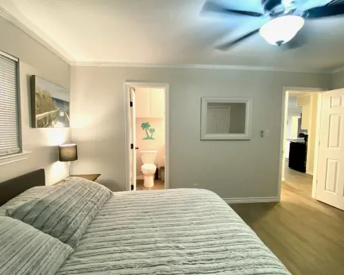 Midtown Escape - located in the heart of Graham, Texas Hotels in Graham