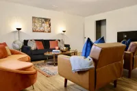 Recently updated home a few minutes from historic downtown Hico! Hotels in Hamilton County