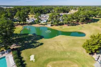 POOL AND PICKLEBALL! Perfectly located 1st floor condo, close to everything