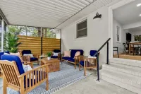 Location is a golfer's paradise and less than 10min from downtown Pinehurst!