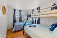 Serene Waterview Renovated w/Kayaks Deck Firepit Dogs Welcome 5 Minutes to Ocean