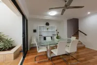 Executive Marina Townhouse