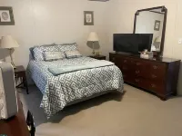 Mobile home on water deep water access Hotels in Warrington