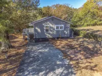 Gorgeous Cottage Near UGA - Close to Everything!