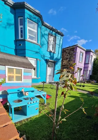 Beautiful Large 1 kingsized bed fully furnished apartment. Отели рядом с Аэропорт Глазго Прествик