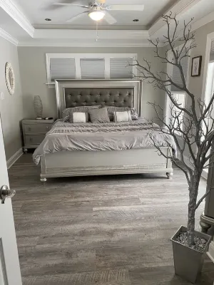 HOT TUB ON DECK, OCEAN VIEW, WALKING DISTANCE TO RESTAURANTS, BARS AND BOARDWALK