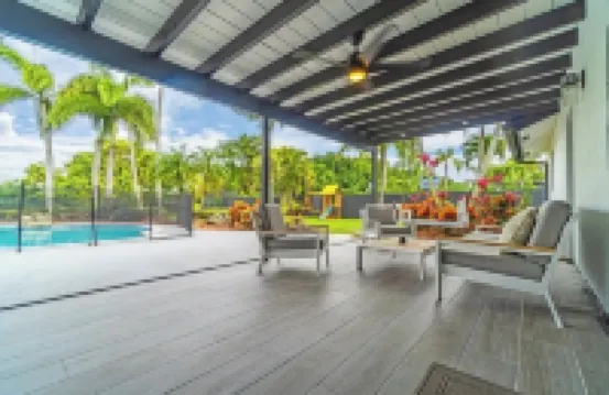 Stunning Villa with private pool on Tropical half acre of Paradise