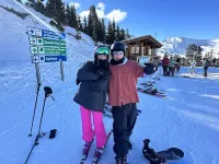 1 hr to Ski ,420ok, Free RV Parking, Private Home, Dogs Are Welcome. Great Loc Hotels in Arvada