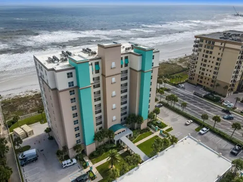 Luxury Beachfront property with a gorgeous view. - 4-Star