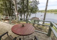 Roads End Retreat on Lost Lake