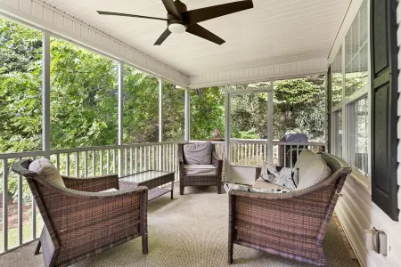 NEW! Lakehouse Retreat near Clemson