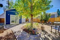 Olde Town Oasis: Pet-Friendly Luxury Just Two Blocks from Olde Town