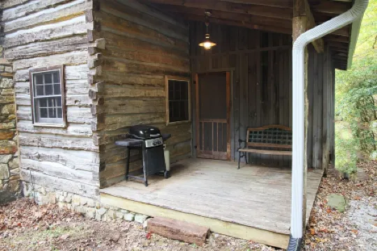 Beautifully-restored 200-year-old Log Cabin off the Blue Ridge Parkway