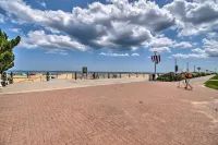 VB Condo,Boardwalk/Oceanfront,Beach, Pool,Kitchen