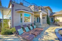 Coastal Get-Away Where Summer Never Ends!