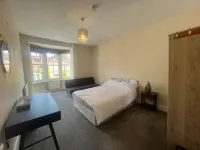 Crondall Stores Flat