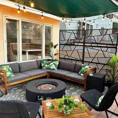 Catalina Dreamin' // Your Ultimate Island Getaway! // Remodeled 3 Bed + 2.5 Bath Others