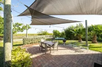 Kelly's Kabin - Adorable Private Summerland Key Cottage Hotels near Capt. Pete's Coconut Garden