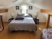 Peaceful Acres Cabin 3 - Cozy Cottage