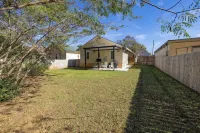 Renovated Bungalow 1 Block from Downtown Seneca! 7 miles from Clemson!