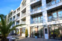 Hotel Ambassador - 3-Star