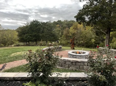 3-bedroom cabin just 30 minutes from The Outlet Shoppes of the Bluegrass