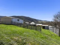 Cute and quaint country cottage in the heart of Omeo Victoria. Hotels in Omeo