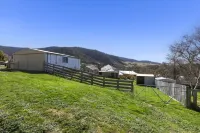 Cute and quaint country cottage in the heart of Omeo Victoria.