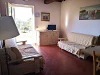 Lodging in central Tuscany,pool,children pool,Aircon,ideal for families, sleep 6