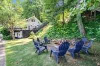 Amazing Lake House - beautiful clear lake - 2 hours from Chicago!