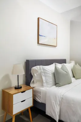 Luxury Apartment in Downtown with/Pool/Gym/Rooftop