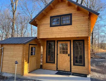 Après Vine Tiny Cabin at Panther's Rest Farm