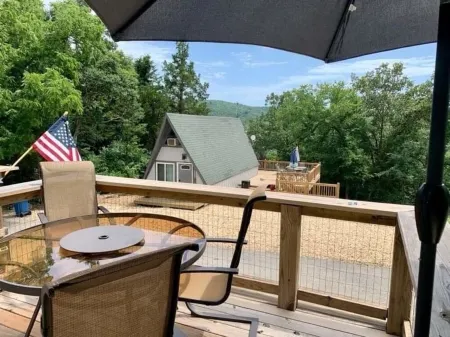 Table Rock Lake Cabin @ Black Oak Resort