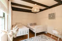 Modern Forest Retreat on a Tranquil Hilltop with SAUNA