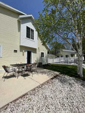 Tranquility in Downtown Fish Creek