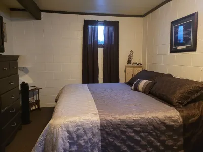 Black Hills Retreat 8 miles from Nemo 16 mi from Sturgis & 10 mi from Deadwood