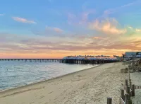 Prime West End location — steps to gym, Commercial St, beach, and Tea Dance