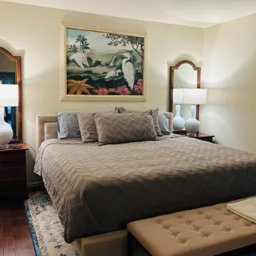 The Retreat - Entire Residential Home!